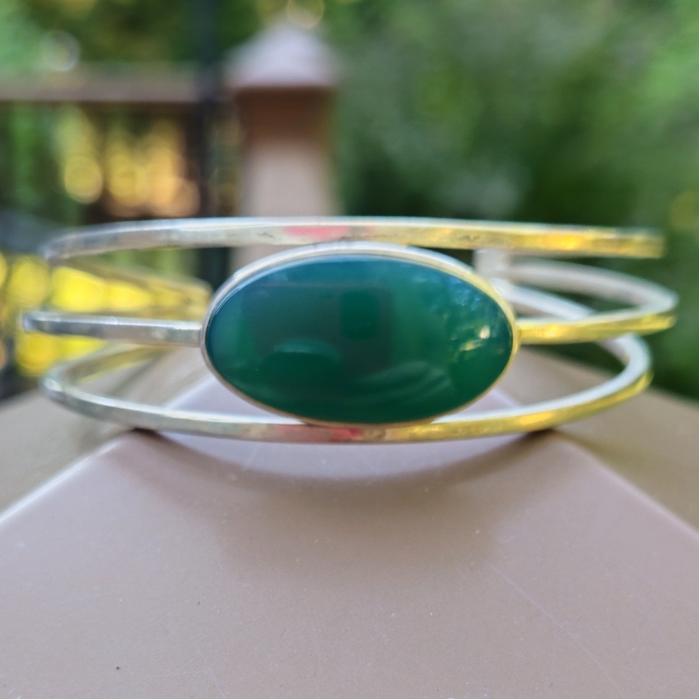 Vintage N E from DENMARK STERLING SILVER Chrysoprase cuff bracelet